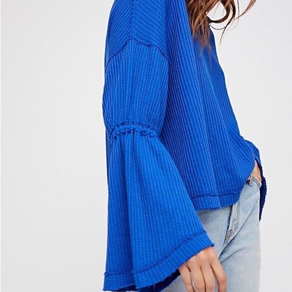 We‎ The Free/Free People Dahlia Thermal Top in Sapphire -NWOT - Size small - Picture 3 of 8